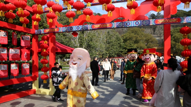 視頻 | 狼山國(guó)家森林公園龍年新春佳節(jié)人氣旺